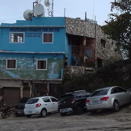 Hospedaria Piramide Por Do Sol São Tomé das Letras Kültér fotó