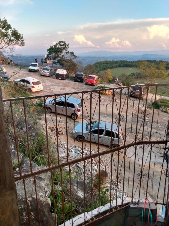 Hospedaria Piramide Por Do Sol São Tomé das Letras Kültér fotó