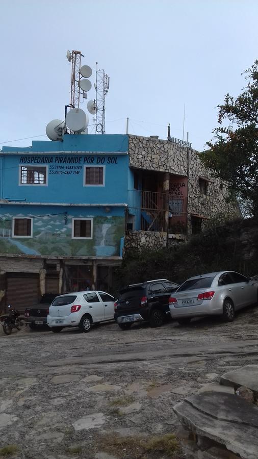 Hospedaria Piramide Por Do Sol São Tomé das Letras Kültér fotó